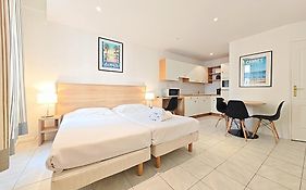 Viva Riviera 6 Rue Commandant Andre
